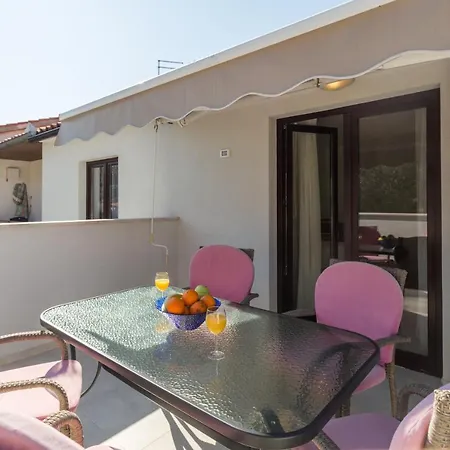 Apartments Alex Premium 100M From The Beach *