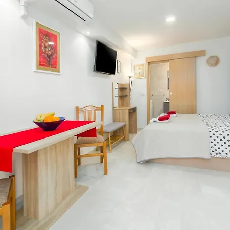 Apartment Apartments Alex Premium 100M From The Beach